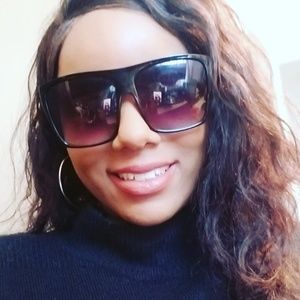 Meet your Posher, Anesa